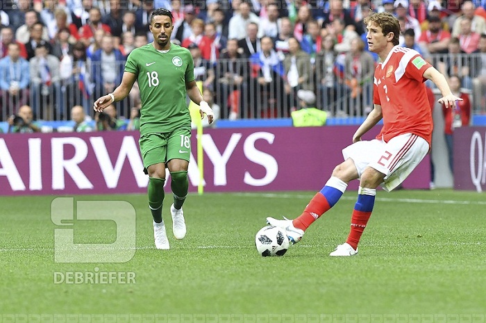  جانب من لقاء المنتخب الروسي بنظيره السعودي