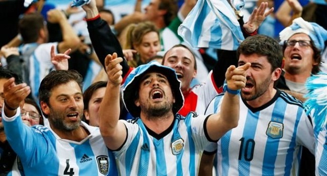 مشجعين أرجنتينيين