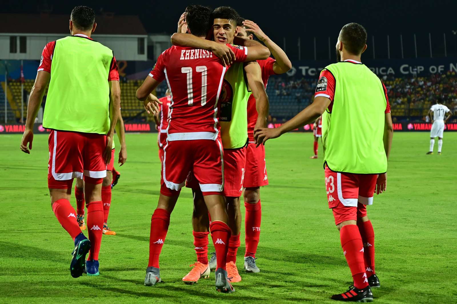 احتفال لاعبو تونس بالتأهل