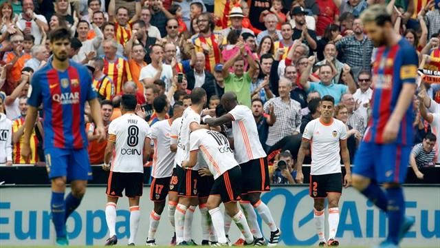 سوق المراهنات يتوقع الفريق الفائز بين برشلونة وفالنسيا 